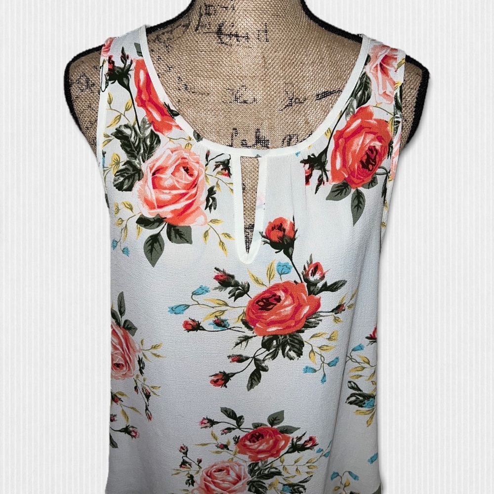 Papaya Off White Sleeveless Floral Top